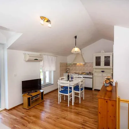 In Vrbnik/insel Krk 13599 Apartment Vrbnik (Primorje-Gorski Kotar)