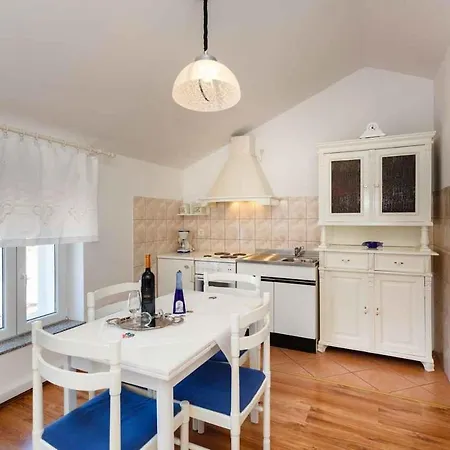 In Vrbnik/insel Krk 13599 Apartment